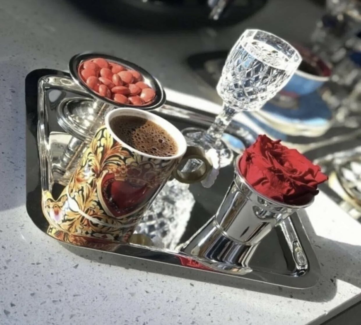 STAINLESS STEEL SQUARE MODEL 6-PIECE SERVING AND PRESENTATION TRAY LUXURY PRESENTATION