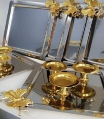 2 MODEL STEEL SQUARE TRAY AND GOLD MACARON HOLDER