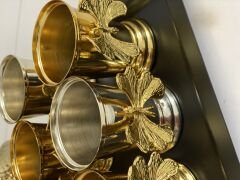 GOLD AND SILVER 6-PIECE BUTTERFLY ROSES BUCKET